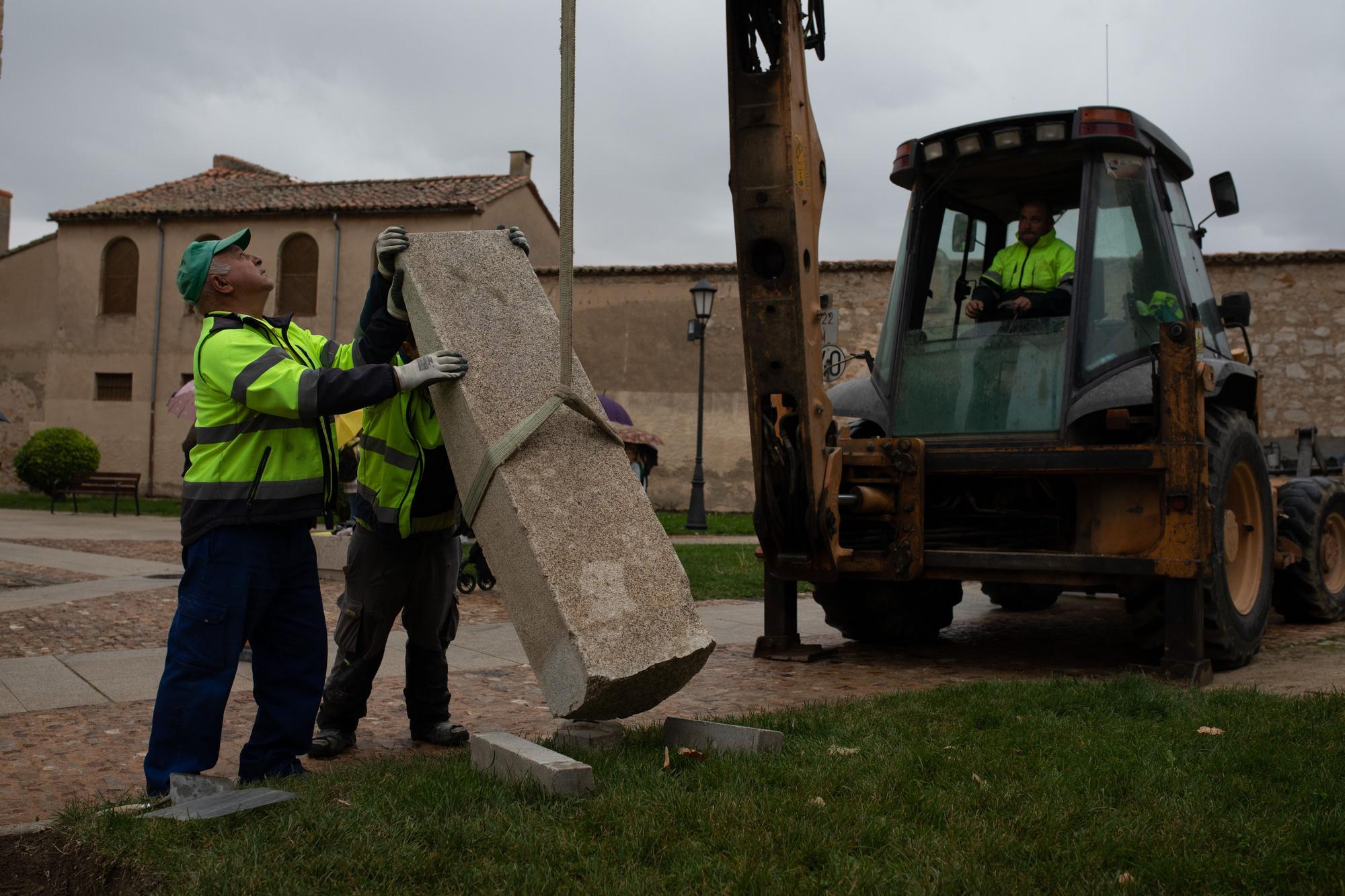 Colocación de la "piedra angular" tras los talleres "Piedras que hablan" sobre el Cerco de Zamora