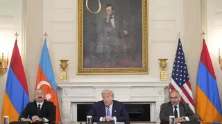 Armenia y Azerbaiyán firman la paz frente a Trump tras décadas de guerra en el Alto Karabaj