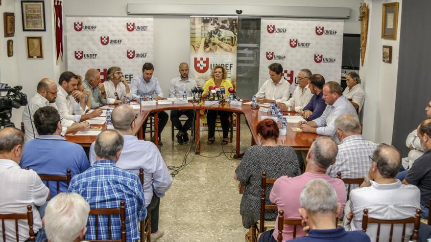 Reunión celebrada en la sede de la UNDEF en Cocentaina.