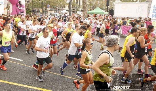 Búscate en la galería de la jornada contra el cáncer en Valencia