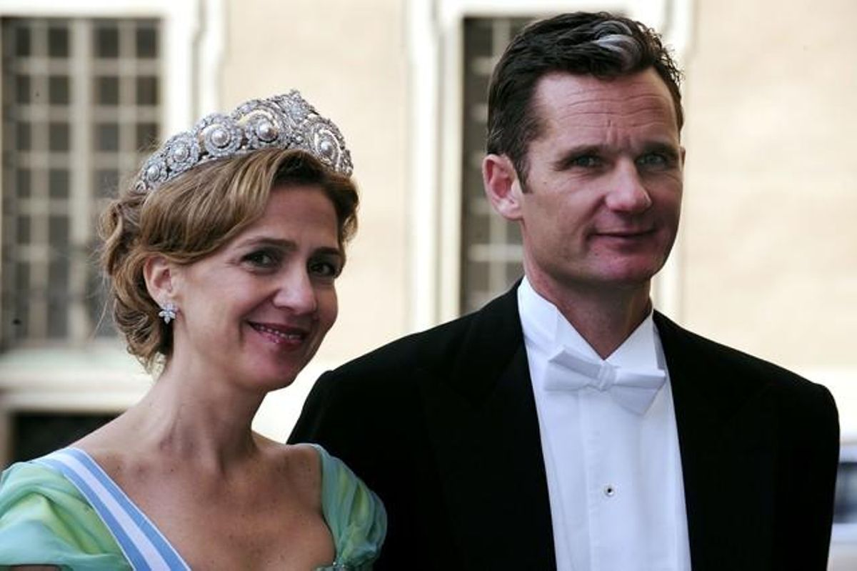 La infanta Cristina i Iñaki Urdangarin, al casament de la princesa Victoria, el juny del 2010, a Estocolm. La infanta Cristina i Iñaki Urdangarin, al casament de la princesa Victoria, el juny del 2010, a Estocolm.