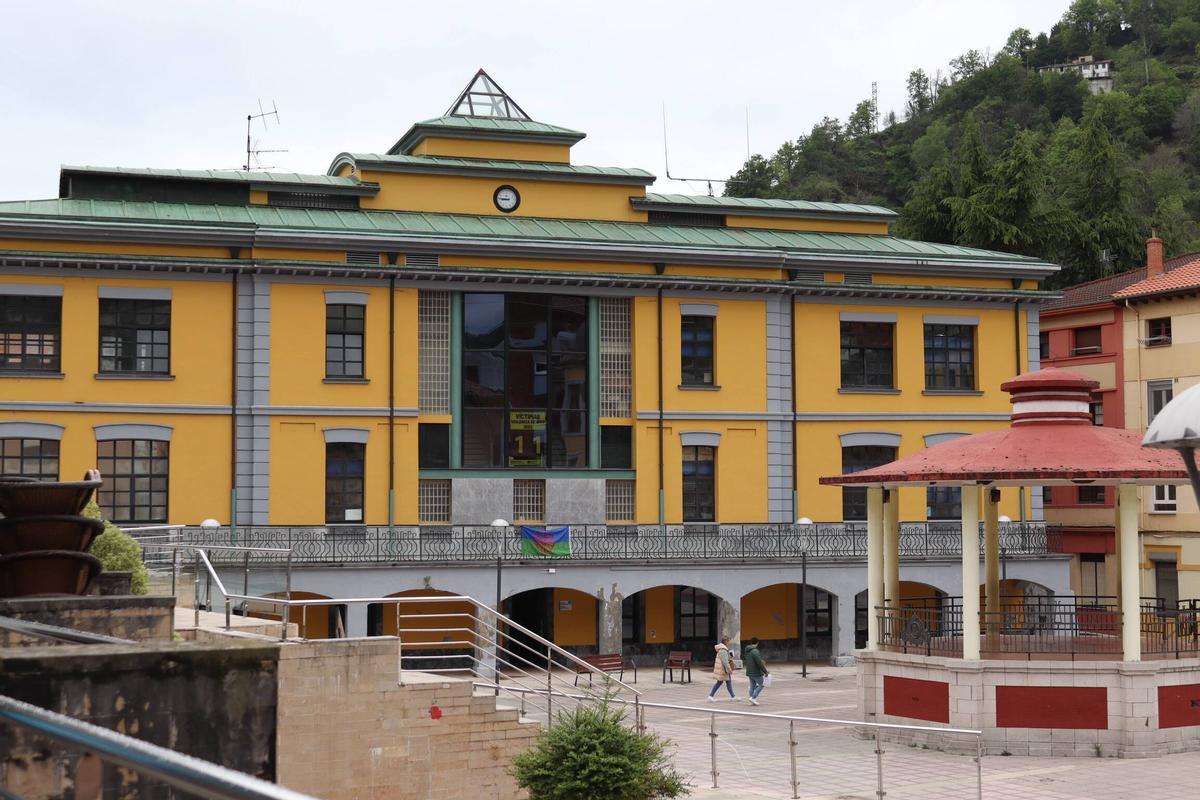 Ayuntamiento de San Martín del Rey Aurelio.