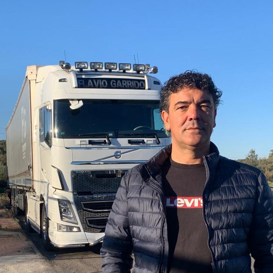 Flavio Garrido, gerente de una empresa de transportes de Montehermoso.