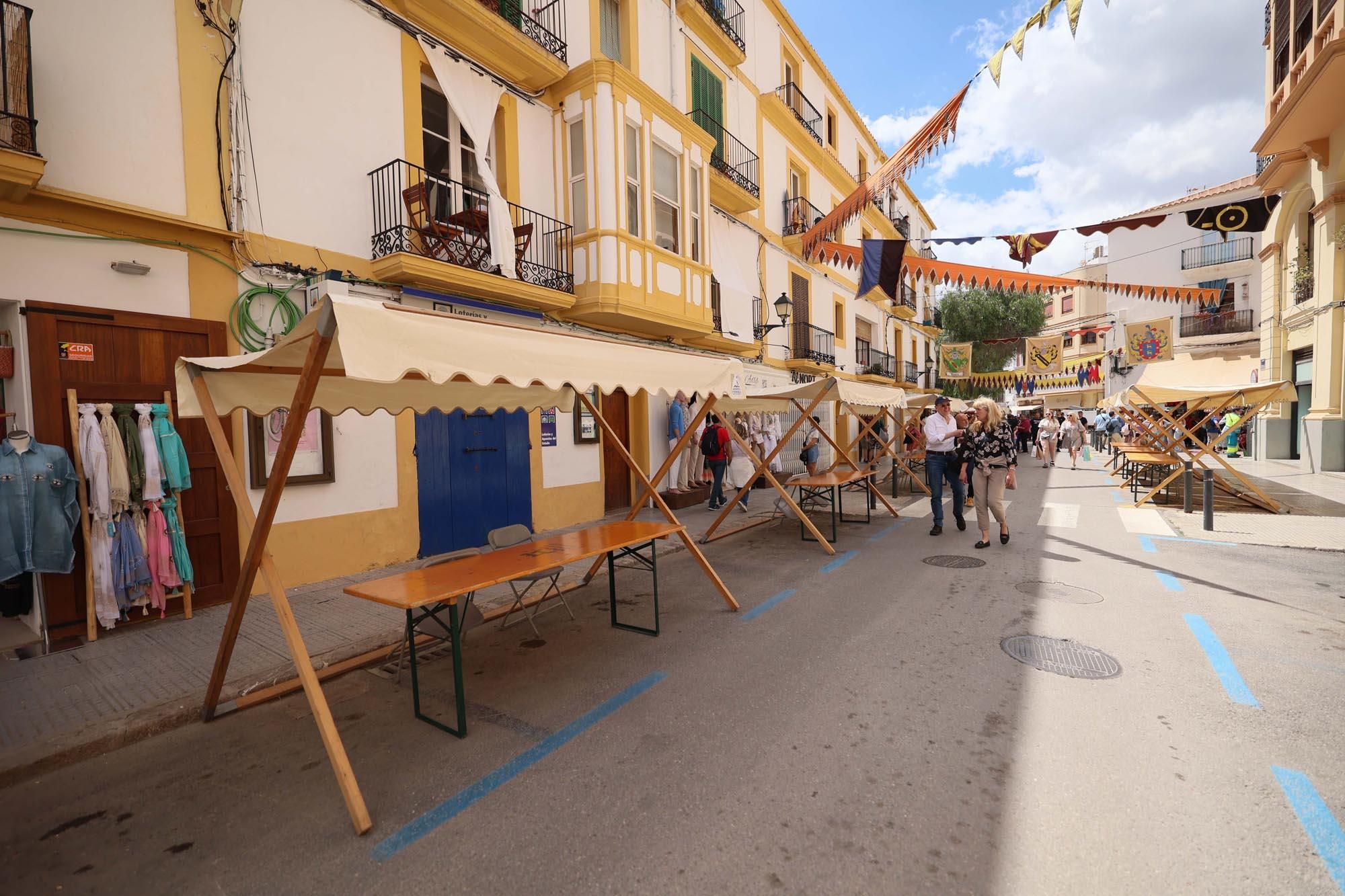 Preparativos de la feria Eivissa Medieval