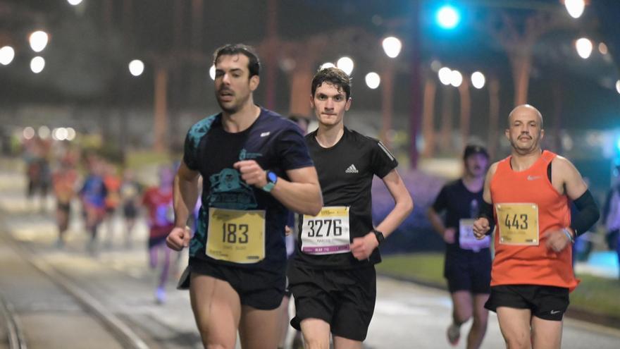 3.500 atletas al pie de la Torre de Hércules