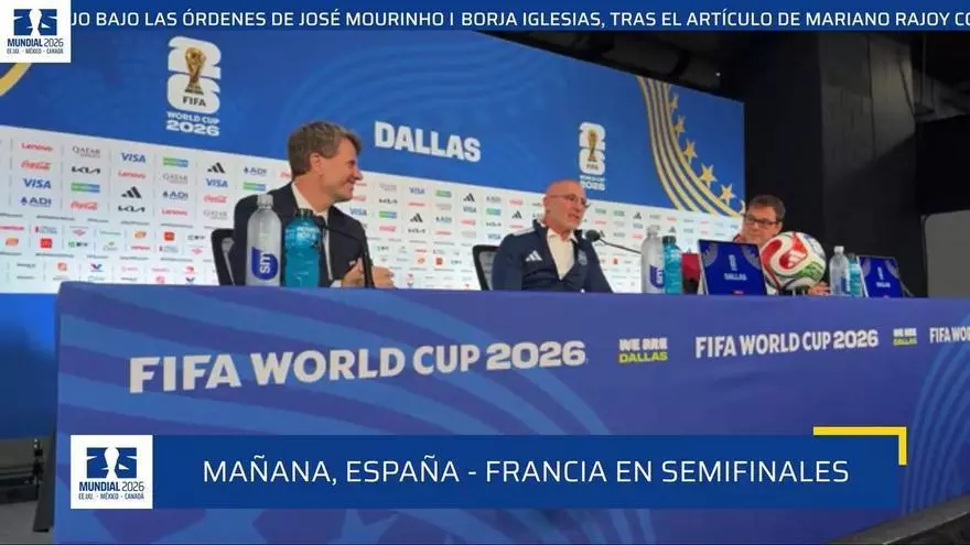 Luis de la Fuente se emociona en rueda de prensa: "Me acuerdo de mis padres y de mi hermano mucho. Les hubiera encantado vivir este tipo de momentos"