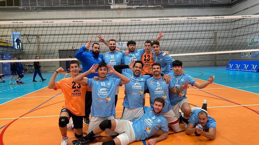 La UD Ibiza Volley cosecha una victoria en Málaga y se aleja del descenso de categoría