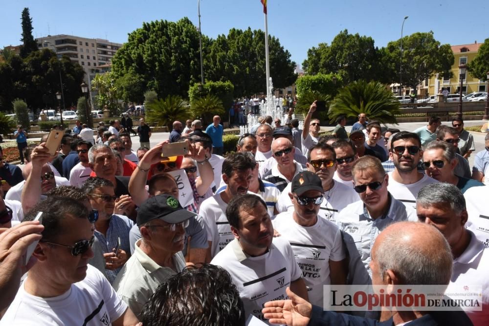 Protesta de taxis en Murcia