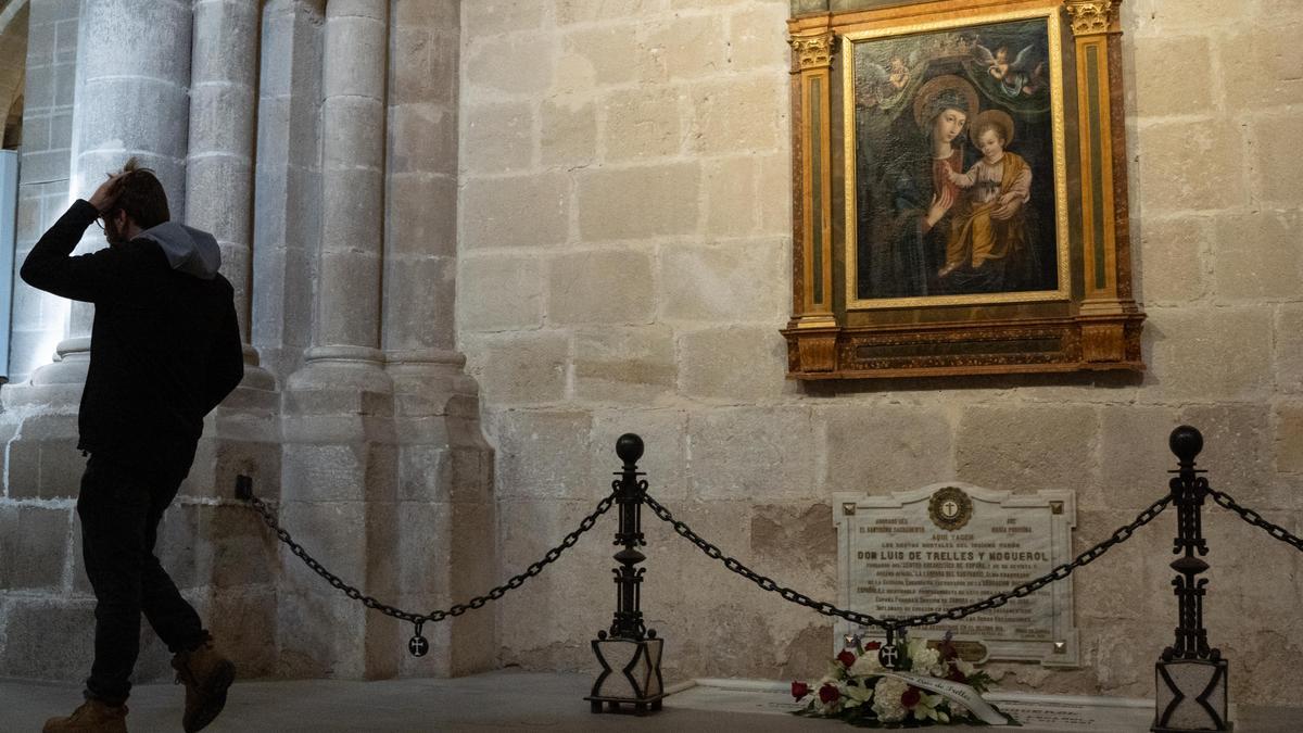 Tumba de Luis de Trelles en la Catedral de Zamora