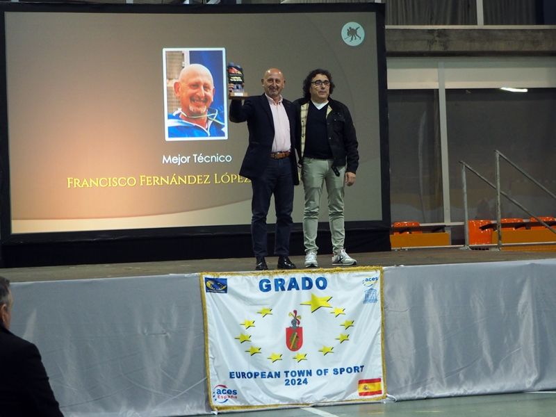 Grado hace gala de la "gran familia" del deporte