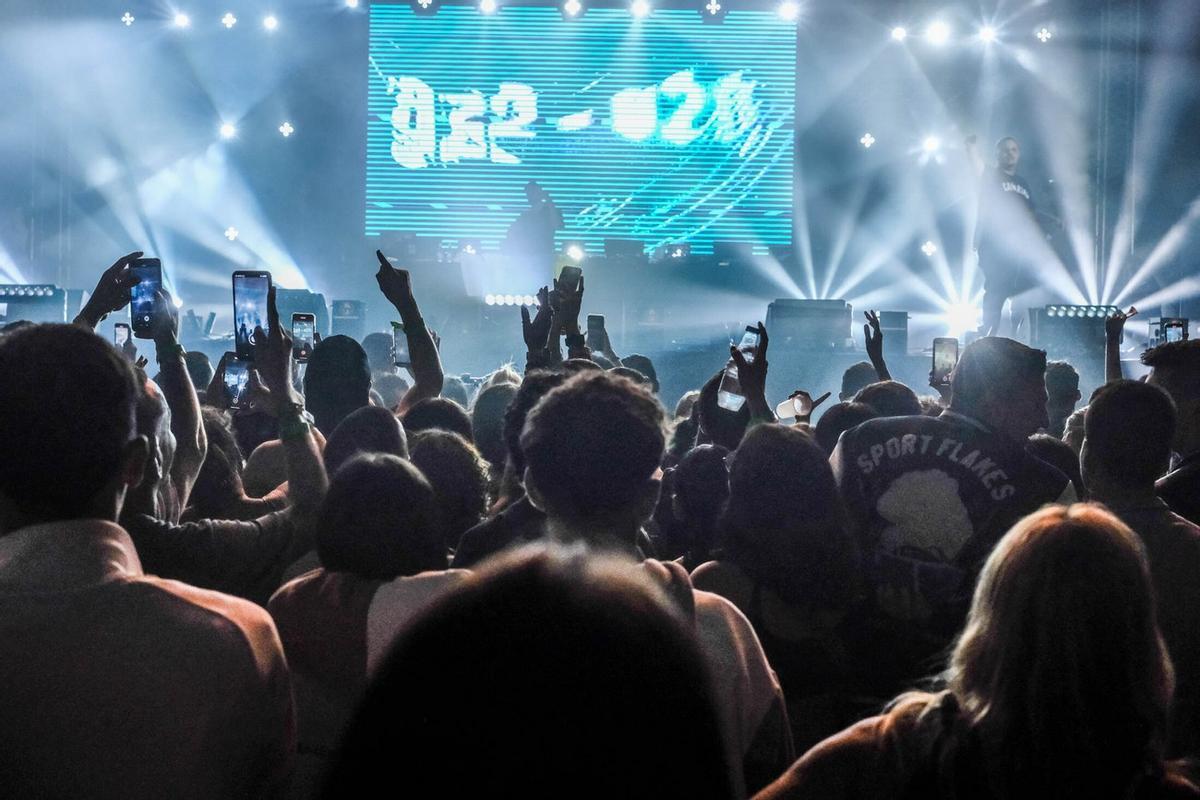 Festival de Música Urbana 'Cayó la noche' Festival de Música Urbana 'Cayó la noche'