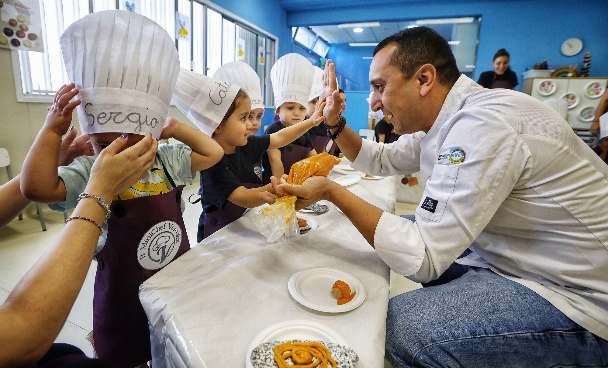 'Minichefs' en el colegio Los Verodes de Santa Cruz.