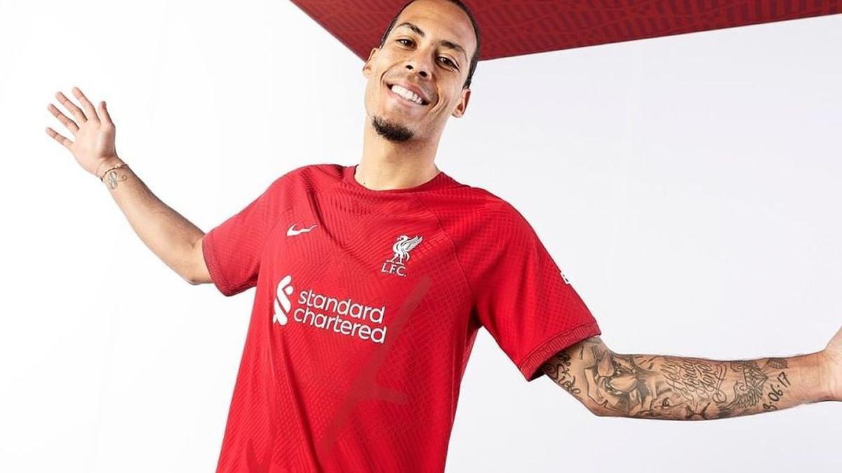 La camiseta del Liverpool para la temporada 2022/23