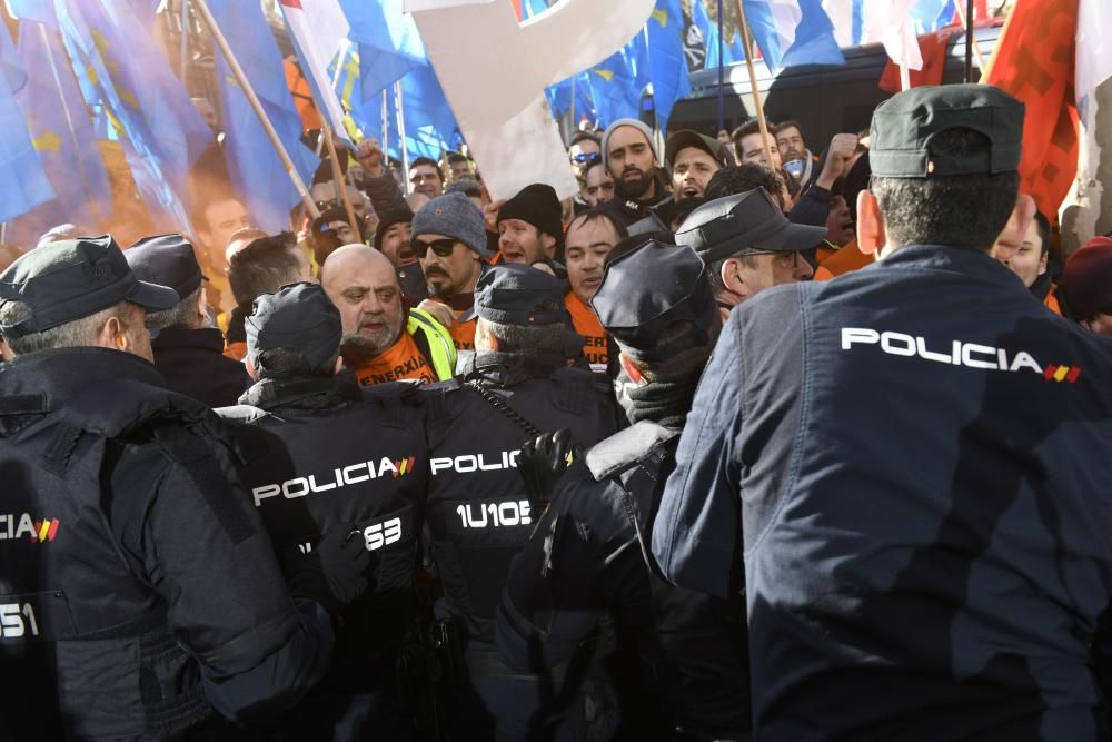 Concentración de trabajadores de Alcoa en Madrid