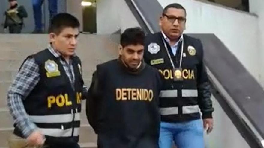 El líder de la secta, tras ser detenido