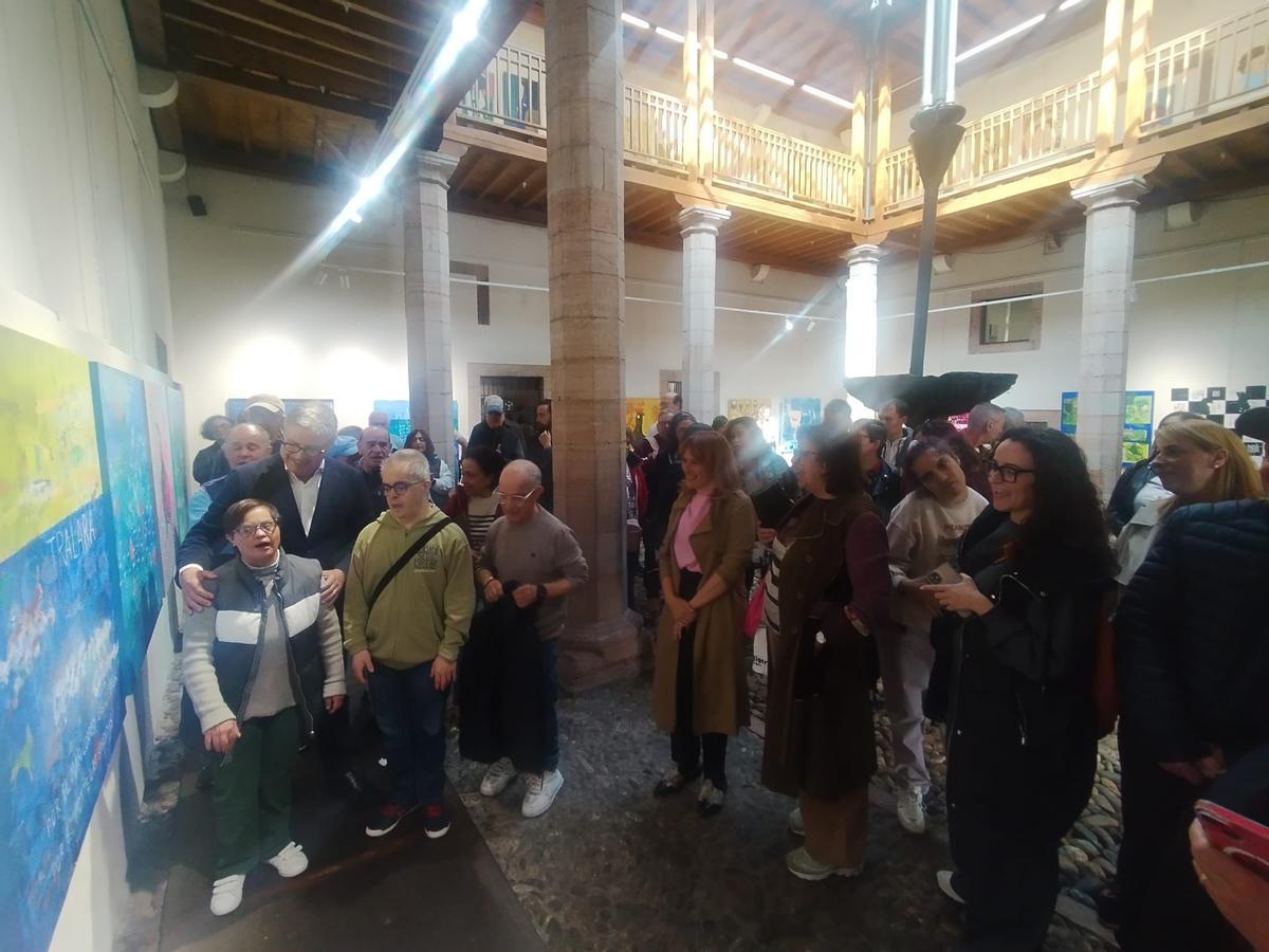 La inauguración de la exposición "¿Te acuerdas de esta?" en la Casa de Cultura, en imágenes