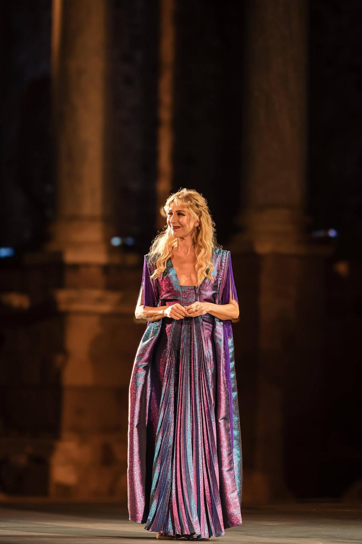 El Teatro Romano de Mérida acoge la puesta en 'Electra' El Teatro Romano de Mérida acoge la puesta en 'Electra'