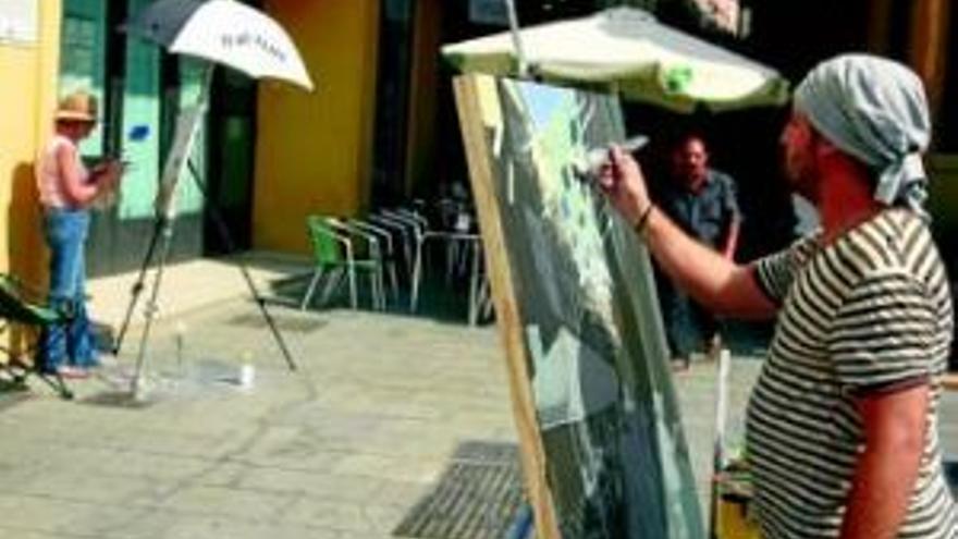 El concurso de pintura al aire libre se extiende a la plaza de la Soledad