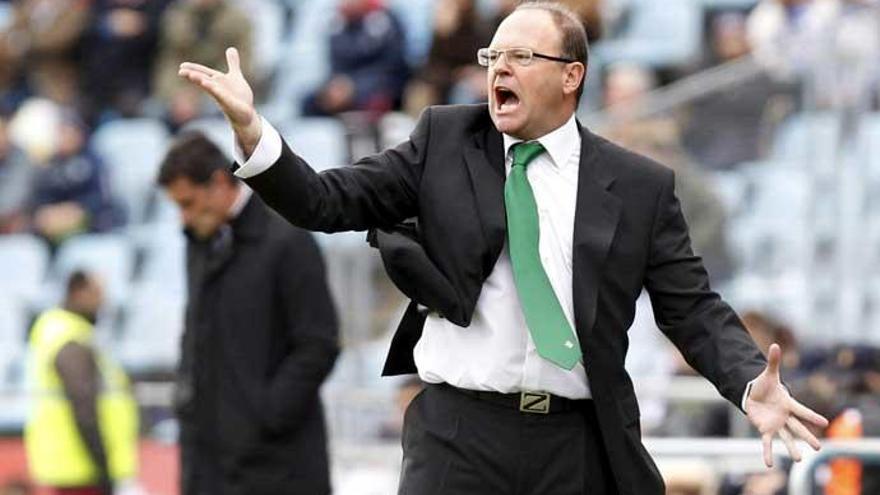 Pepe Mel, durante su etapa en el Betis