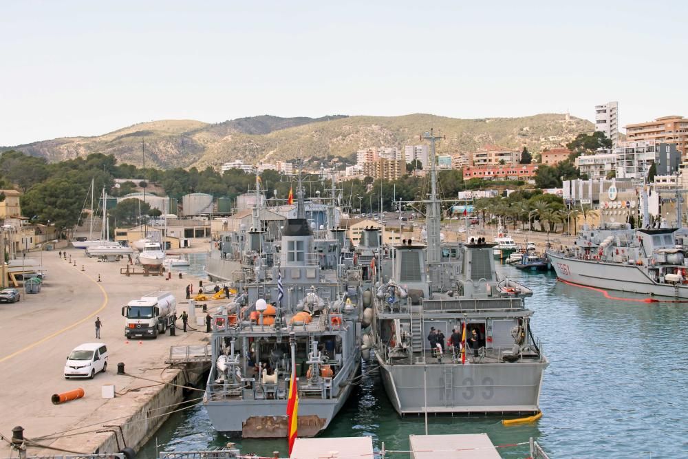 Los buques de la Fuerza Multinacional llegan al port de Palma