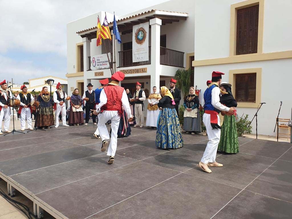 Galería de imágenes de II| Festival Folklòric Illa de Formentera