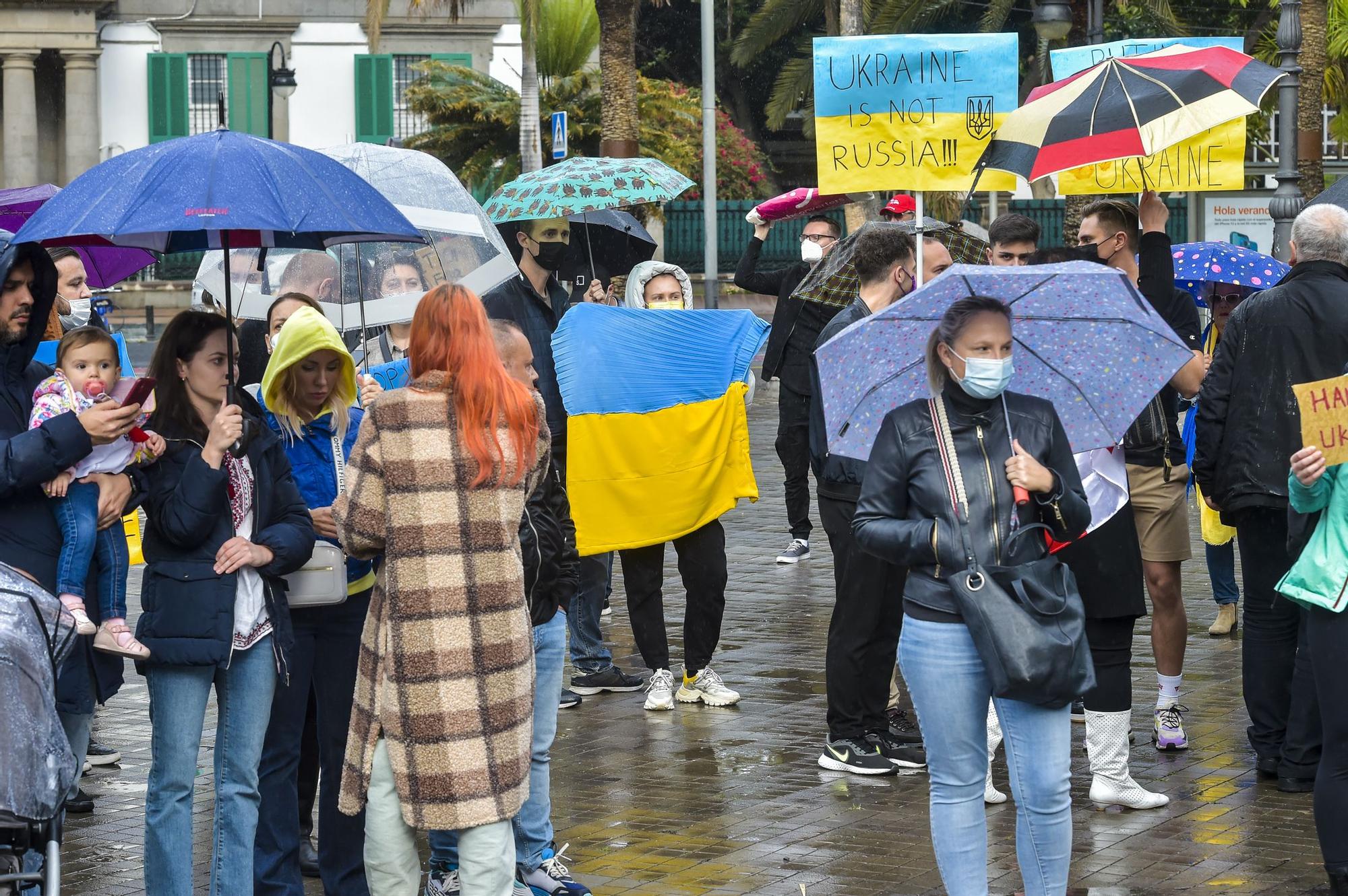 Concentración de ucranianos en contra de la guerra