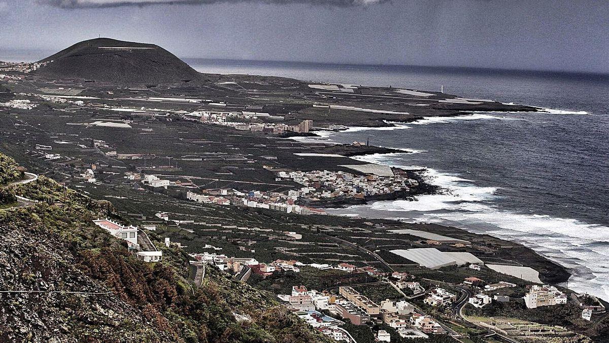 La costa del municipio de Los Silos y de Buenavista del Norte, desde Garachico.