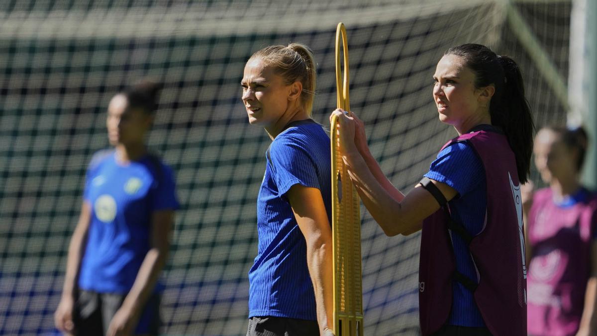 El FC Barcelona femenino durante el entrenamiento de este viernes en Lisbo para disputar mañana la final de la Liga de Campeones femenina contra el Arsenal