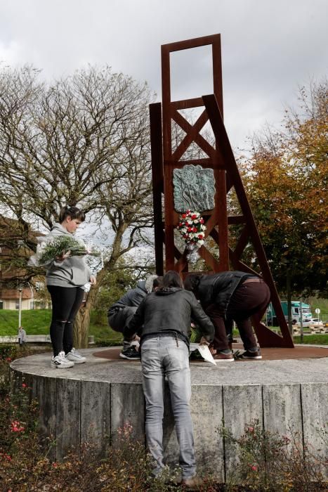 Homenaje a mineros por el día de Santa Bárbara, en La Camocha