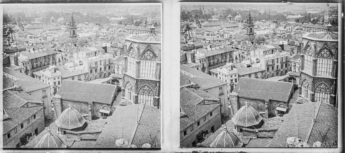 Vista general, posiblemente tomada desde el Micalet, en 1920.