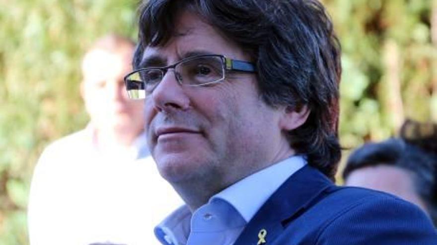 Puigdemont va seguir la Diada des de Waterloo