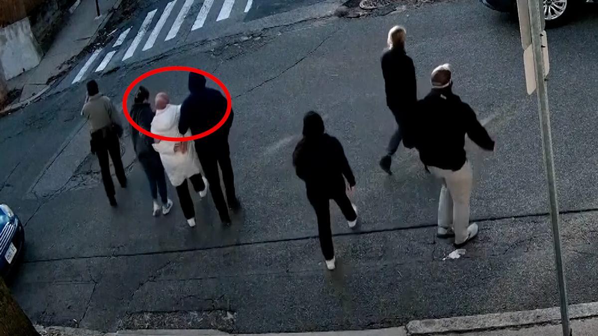 El momento en el que los federales detienen a una estudiante turca