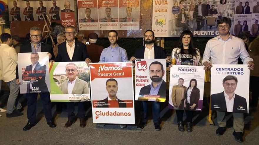 Catorce ayuntamientos están aún pendientes de pactos en Córdoba