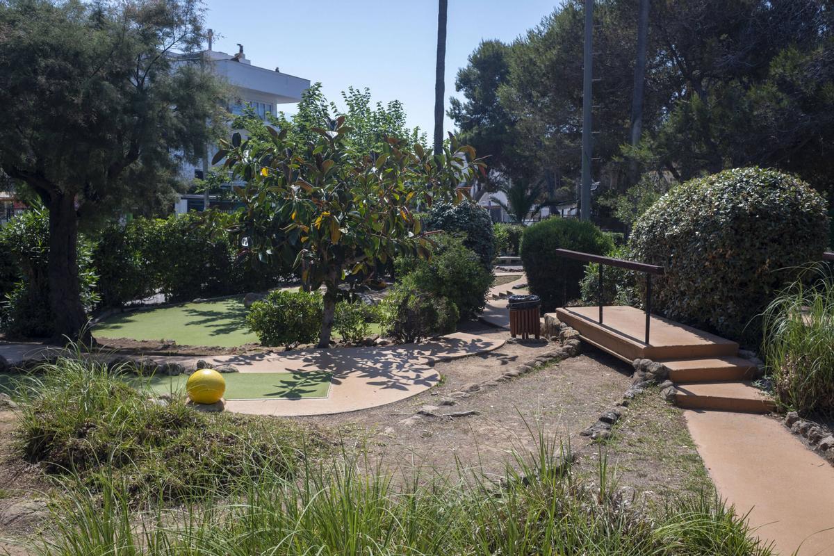 Los últimos hoyos del Dino Golf