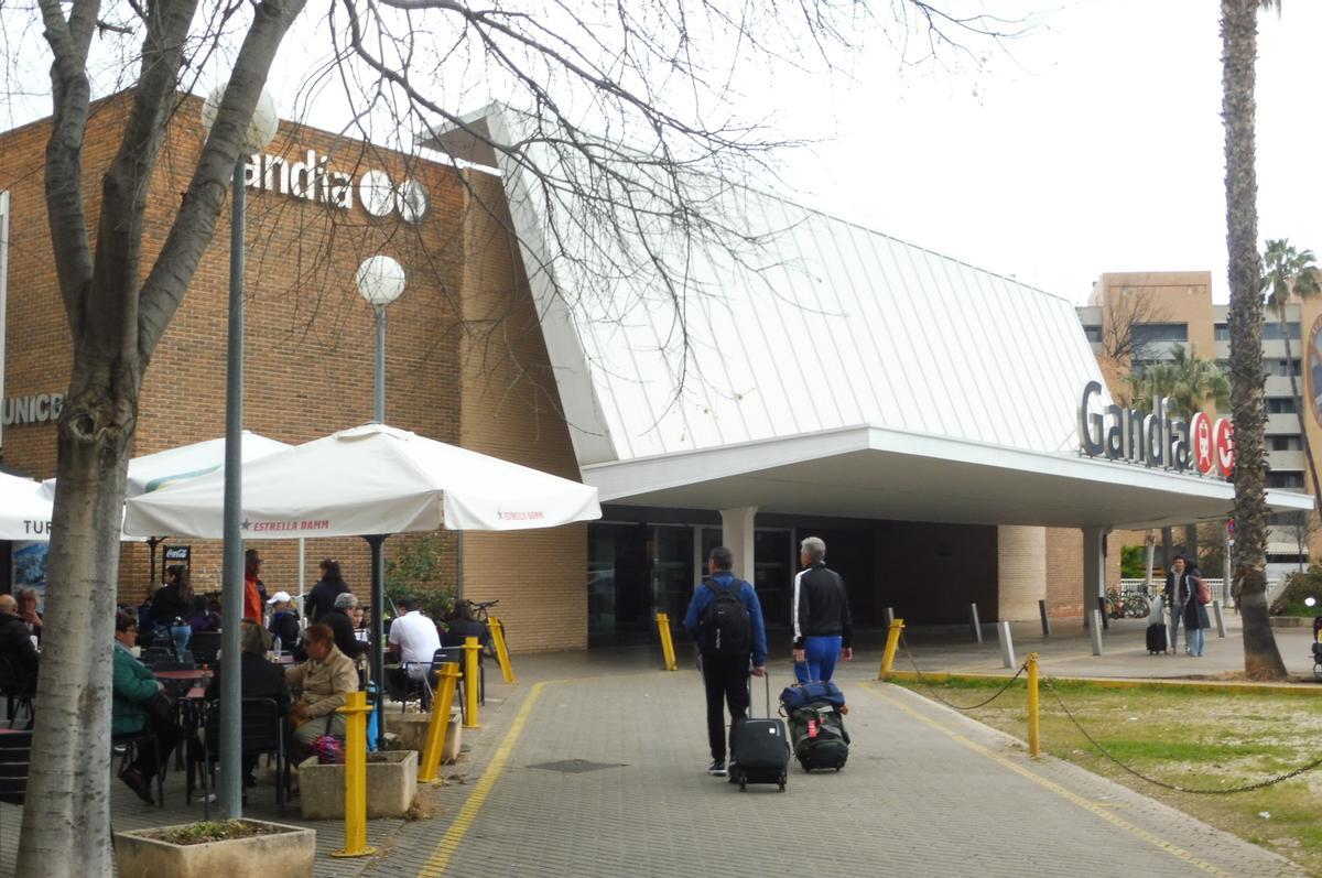 Estación de ferrocarril de Gandia, esta mañana.