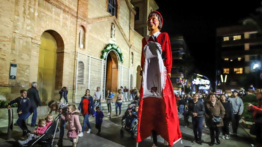 Primera salida de la Charamitta de las fiestas patronales de Torrevieja