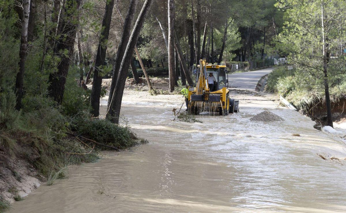 Las fuertes lluvias provocaron una riada y el desalojo del camping de Moratalla, aunque sin víctimas. | E. SOLER