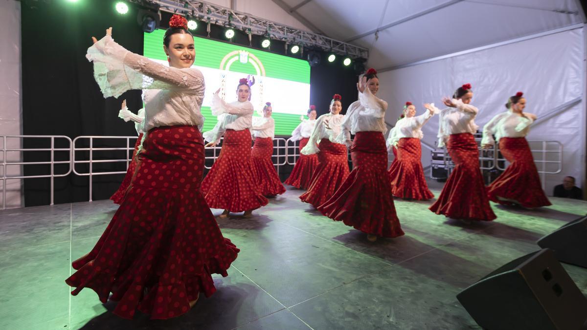 Gandia se viste de fiesta con la Feria de Abril