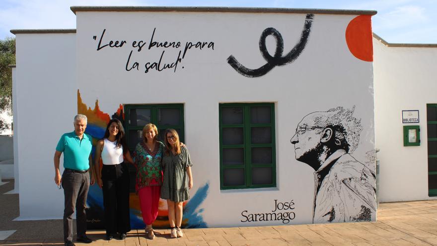 &quot;Leer es bueno para la salud&quot;: el mural del centenario de Saramago