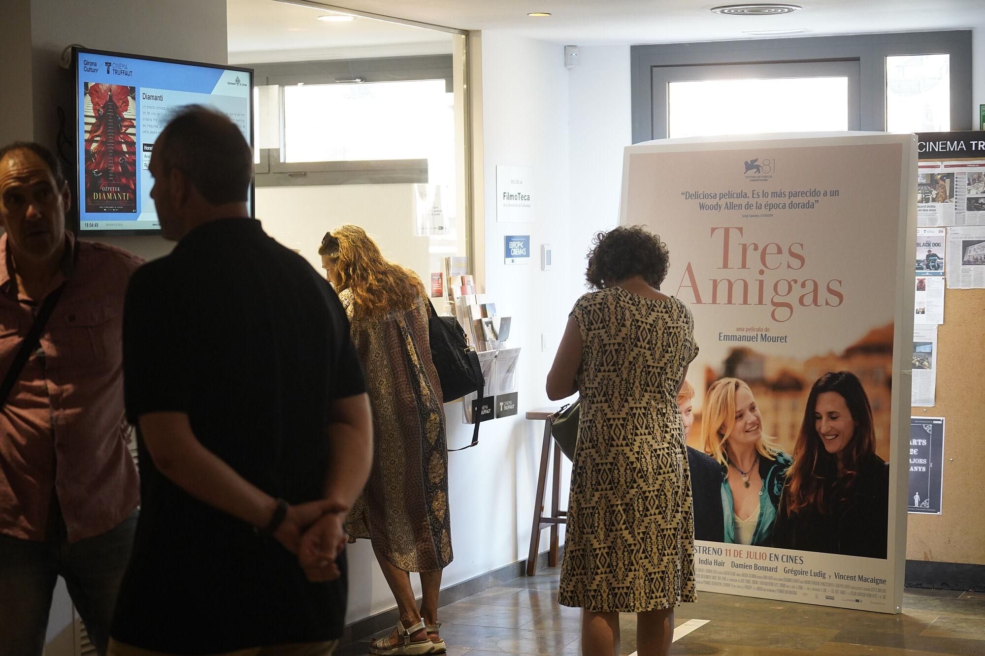 Girona cinema Truffaut projecció de "Tres amigas" un dels grans èxits del cinema independent aquest estiu