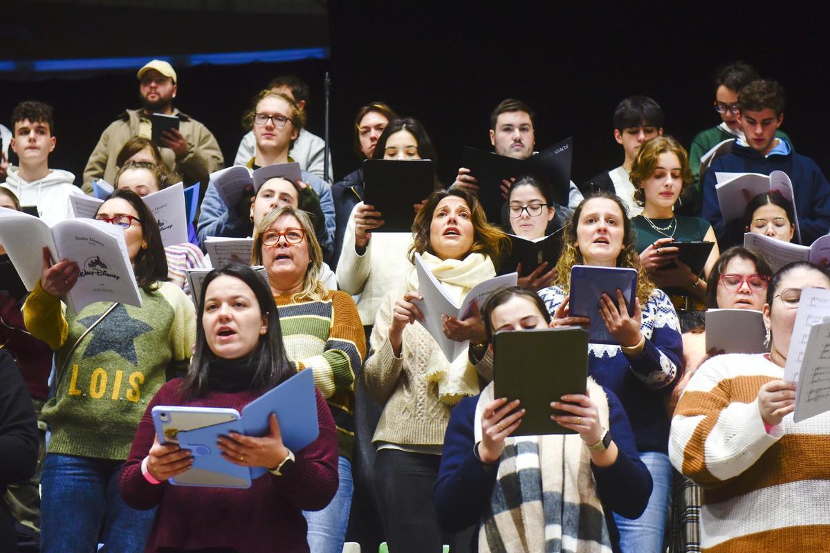 Ensayo del Concierto por la Paz del proyecto educativo Chorus en el Coliseum