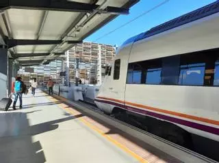 Renfe amplía con dos nuevos trenes diarios la conexión entre estas capitales andaluzas