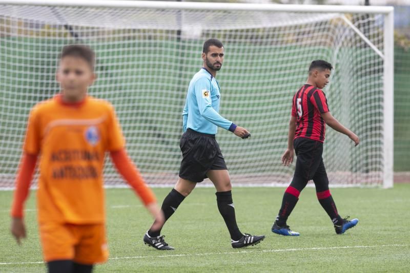 25.05.19. Las Palmas de Gran Canaria.Fútbol base alevín temporada 2018-19. Norte Viera - Playa del Hombre. Campo Alfonso Silva. Foto Quique Curbelo  | 25/05/2019 | Fotógrafo: Quique Curbelo