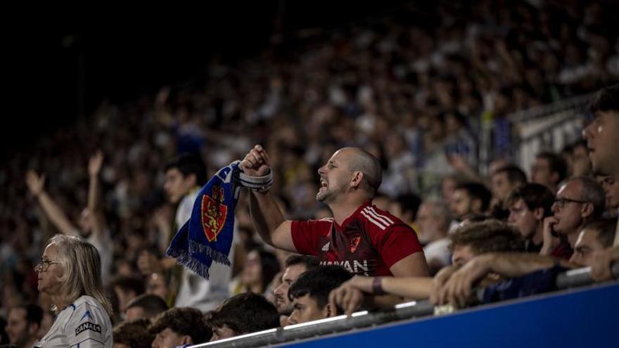 El Real Zaragoza jugará en un estadio lleno hasta la bandera