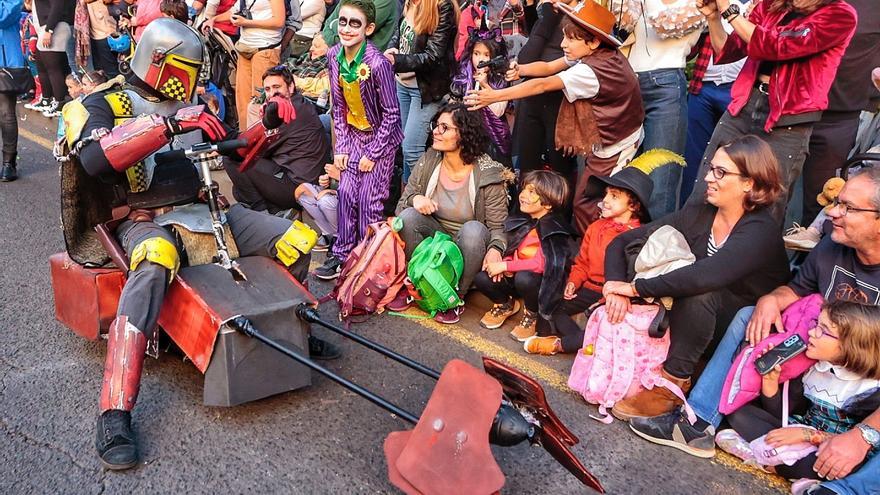 La cantera chicharrera toma las calles en el coso infantil