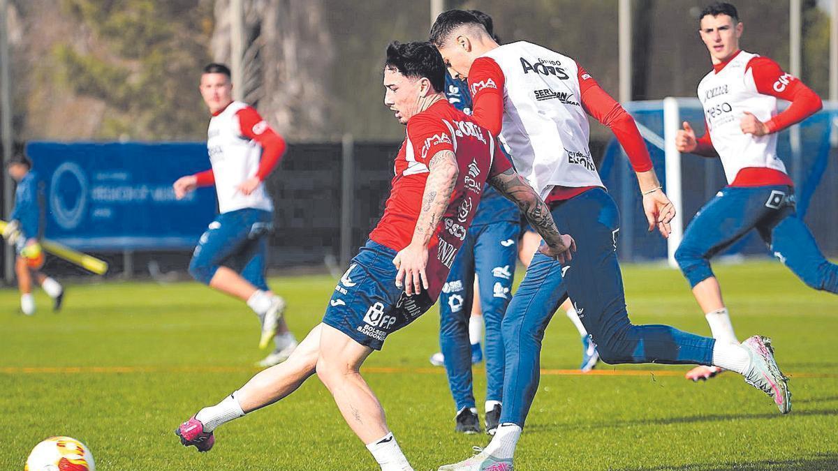 Joel Jorquera, en un entrenamiento de esta semana con el equipo