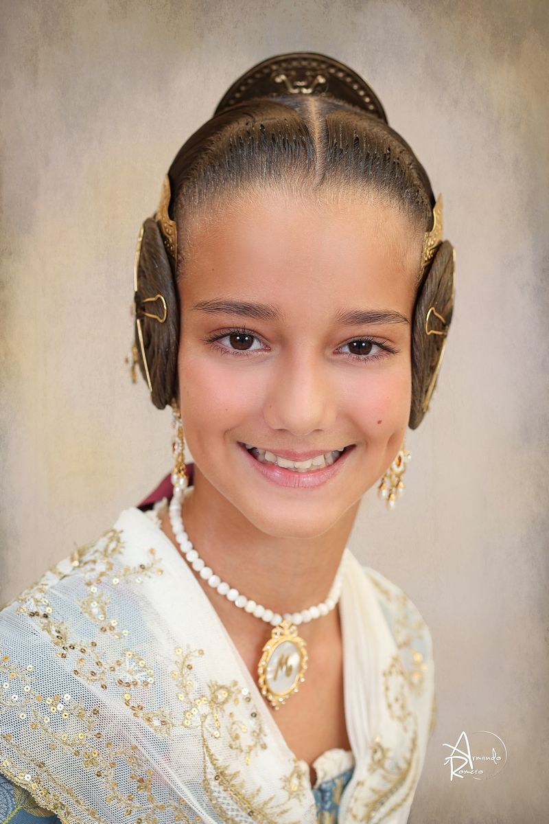 Maria Mariner Guijarro (Jacinto Benavente-Reina Doa Germana).jpg