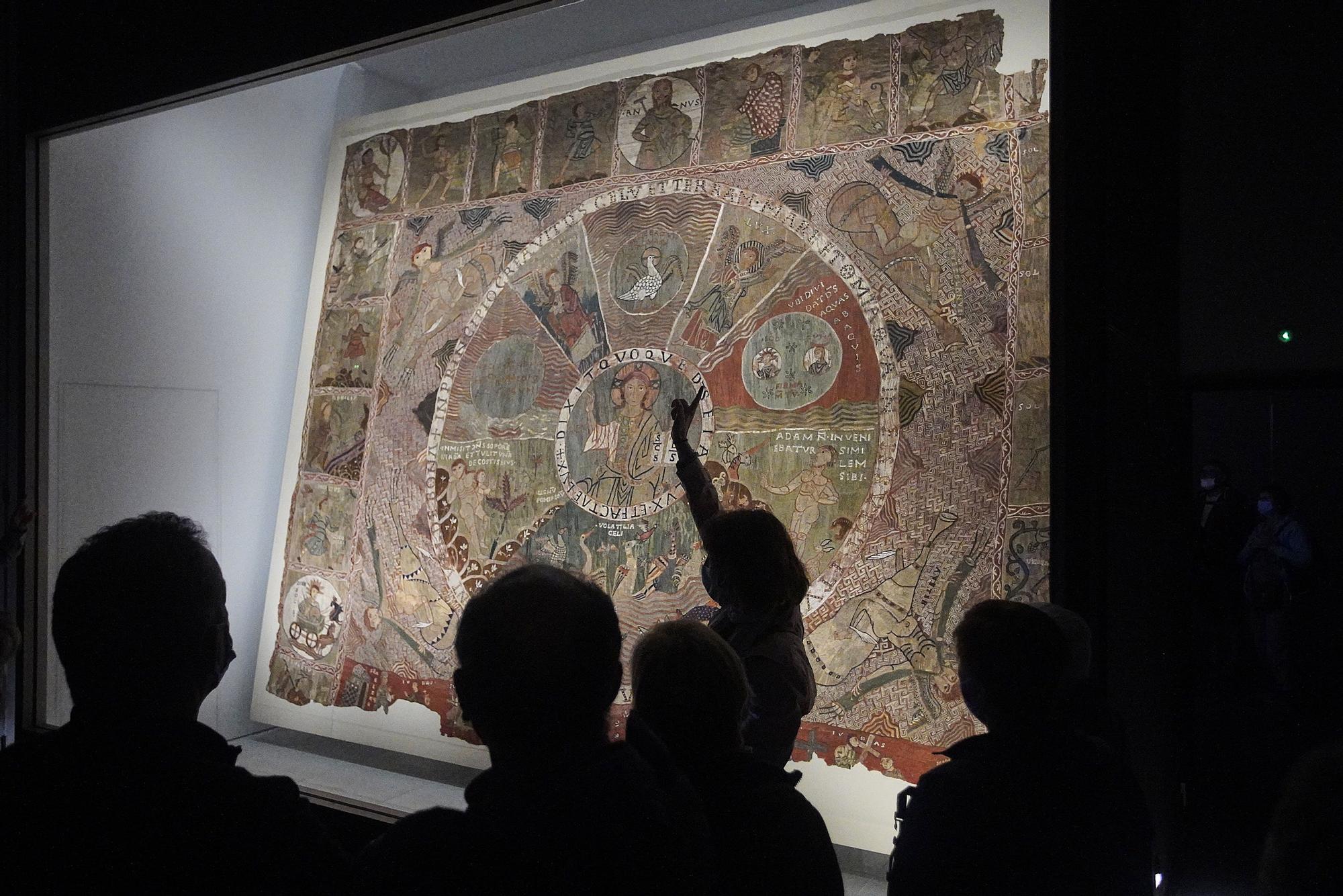 La reforma del museu porta els visitants de la Catedral fins al Tresor i el Tapís