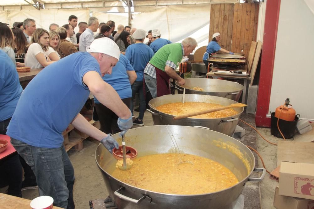 Fiestas gastronómicas en Galicia | La fabada no falta en Marcón