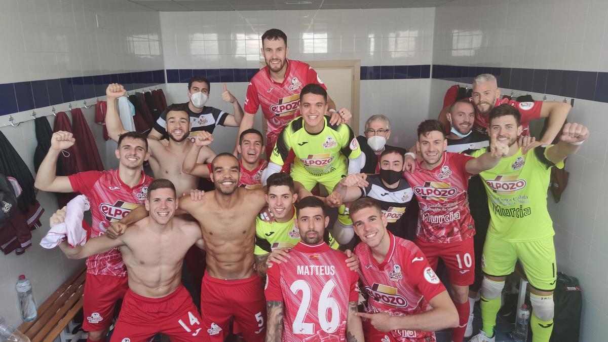 Los jugadores de ElPozo, celebrando el triunfo